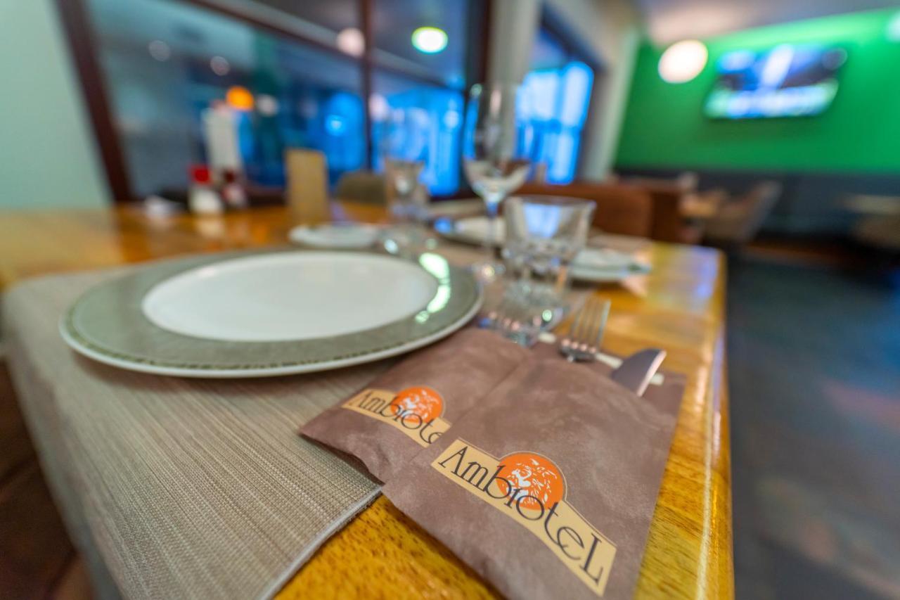 Hotel Ambiotel Tongeren Zewnętrze zdjęcie