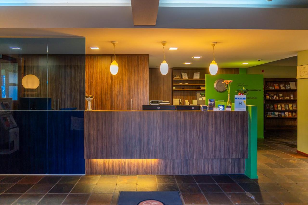 Hotel Ambiotel Tongeren Zewnętrze zdjęcie