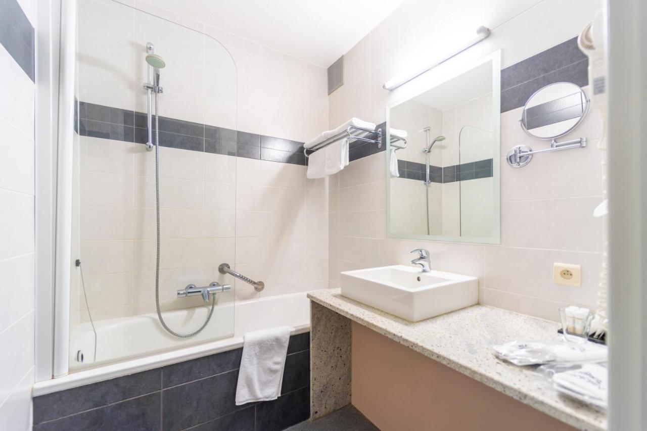 Hotel Ambiotel Tongeren Zewnętrze zdjęcie